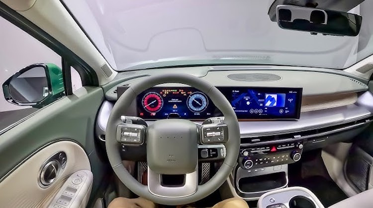 The Hog Ring - Hyundai Says Buttons are Safer than Touch Screens