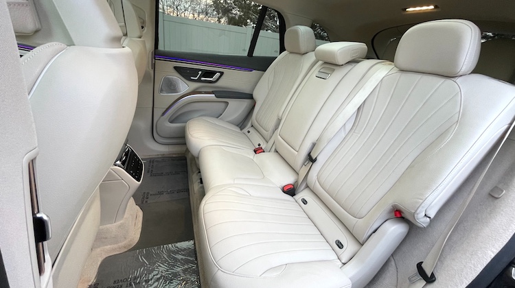 The Hog Ring - White Interior