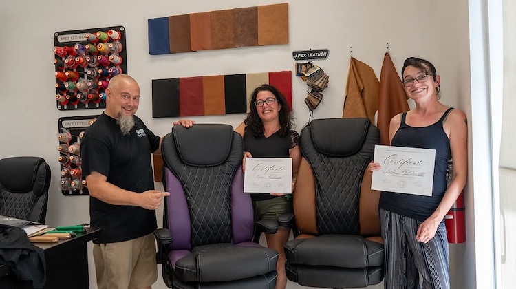 The Hog Ring - Learn How to Construct Car Seats in Just 5 Days