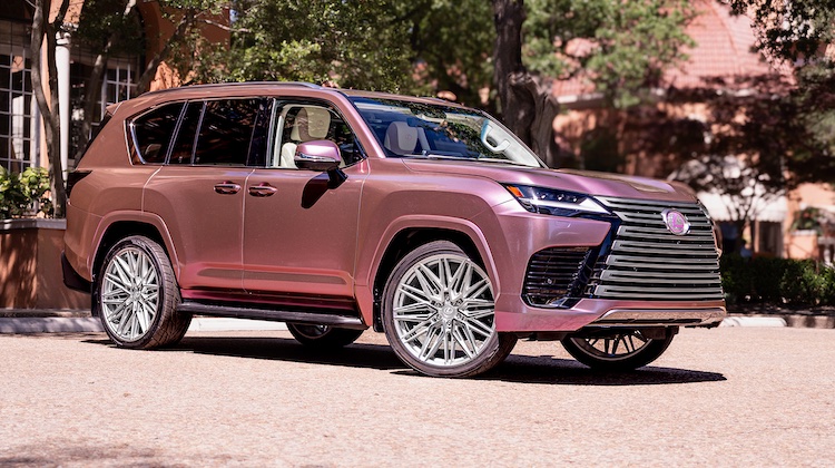 The Hog Ring - This Lexus Concept Has a Nail Bar, Vanity and Closet Built Inside